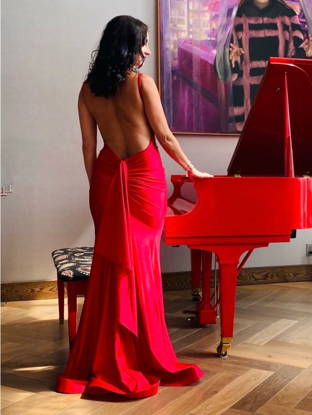 Elegant Red Backless Evening Dress with Draped Train - Great for Prom!